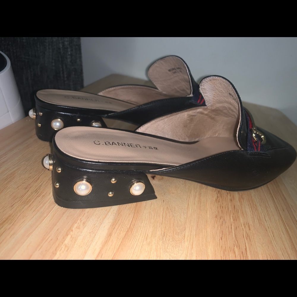 Pearl Slides - Picture 3 of 4